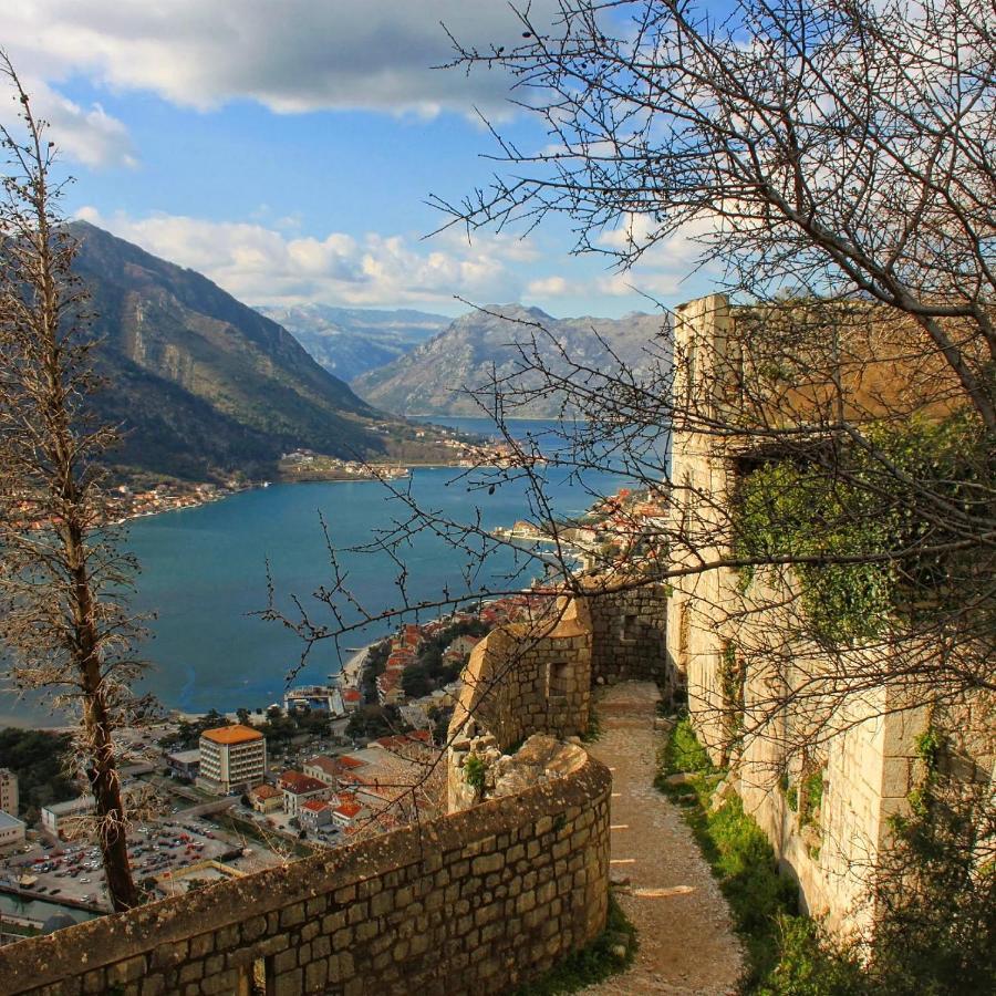 Old Town Kotor Square Exterior foto
